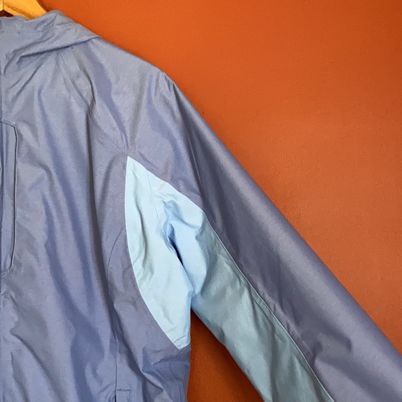 LIKE NEW! Gander Mountain Raincoat - Picture 4 of 15